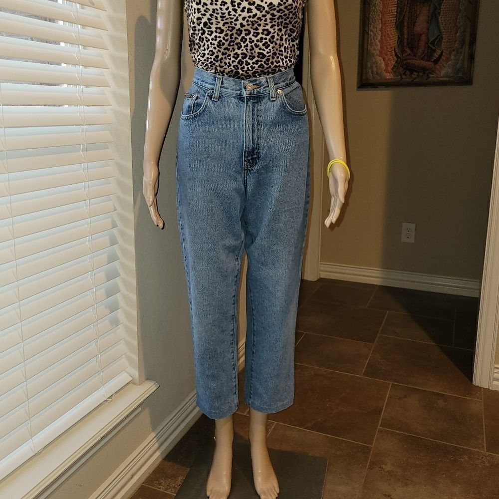 Calvin Klein Jeans High Rise Mom Jean Double Stone Wash - Picture 4 of 16